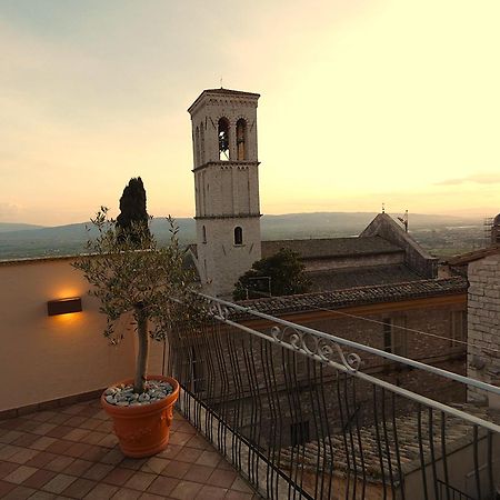 Scappo In Umbria, La Casa Di Eude Apartment Assisi Ngoại thất bức ảnh